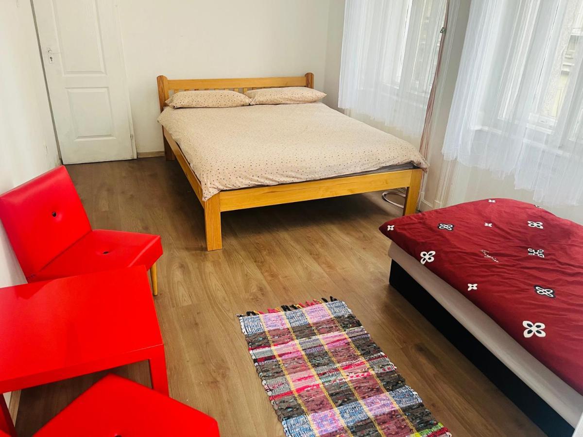 East Point Hostelブダペスト エクステリア 写真